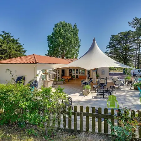 בית נופש Nice Home In La Faute Sur Mer לה פוט-סור-מר